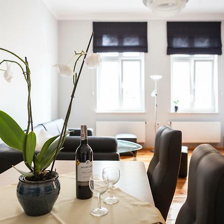 Appartamento Czar Garbar Poznań Esterno foto