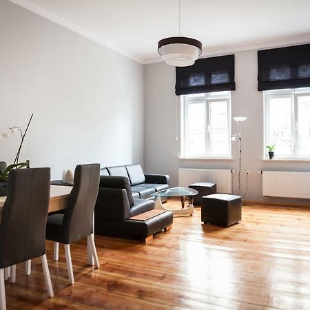 Appartamento Czar Garbar Poznań Esterno foto