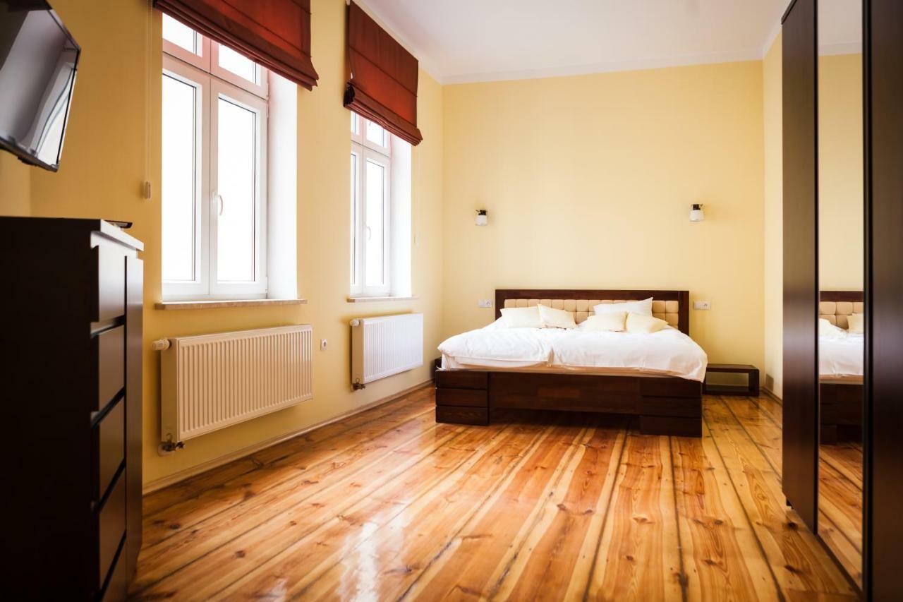 Appartamento Czar Garbar Poznań Esterno foto