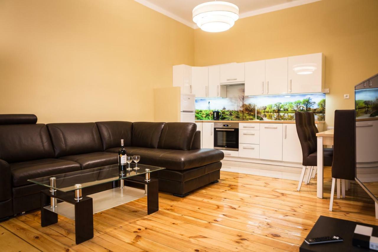 Appartamento Czar Garbar Poznań Esterno foto