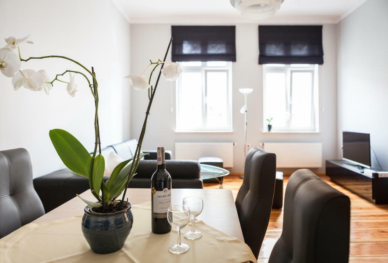 Appartamento Czar Garbar Poznań Esterno foto