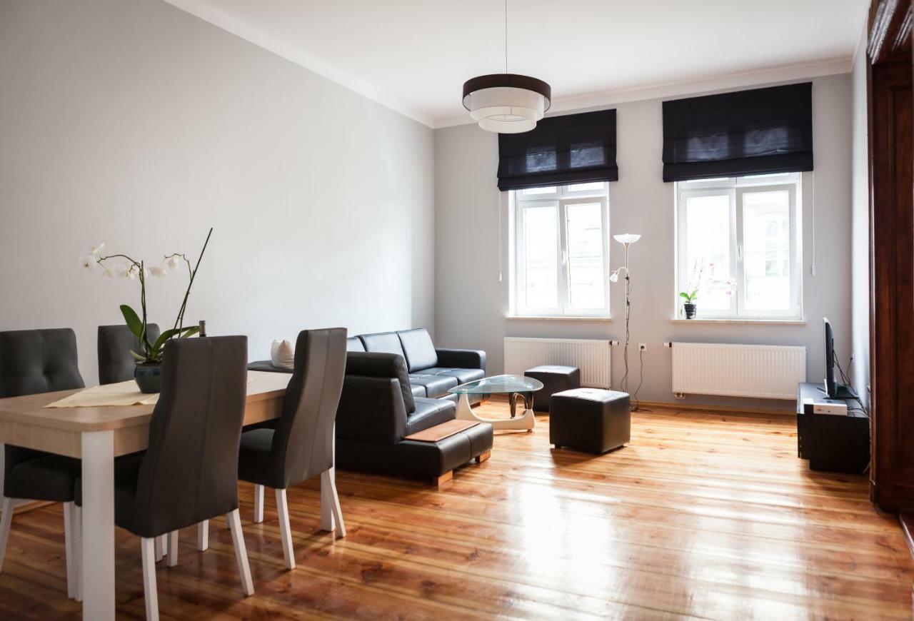 Appartamento Czar Garbar Poznań Esterno foto